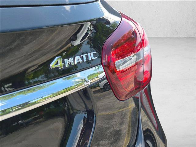Used 2020 Mercedes-Benz GLA 250 4MATIC image 14