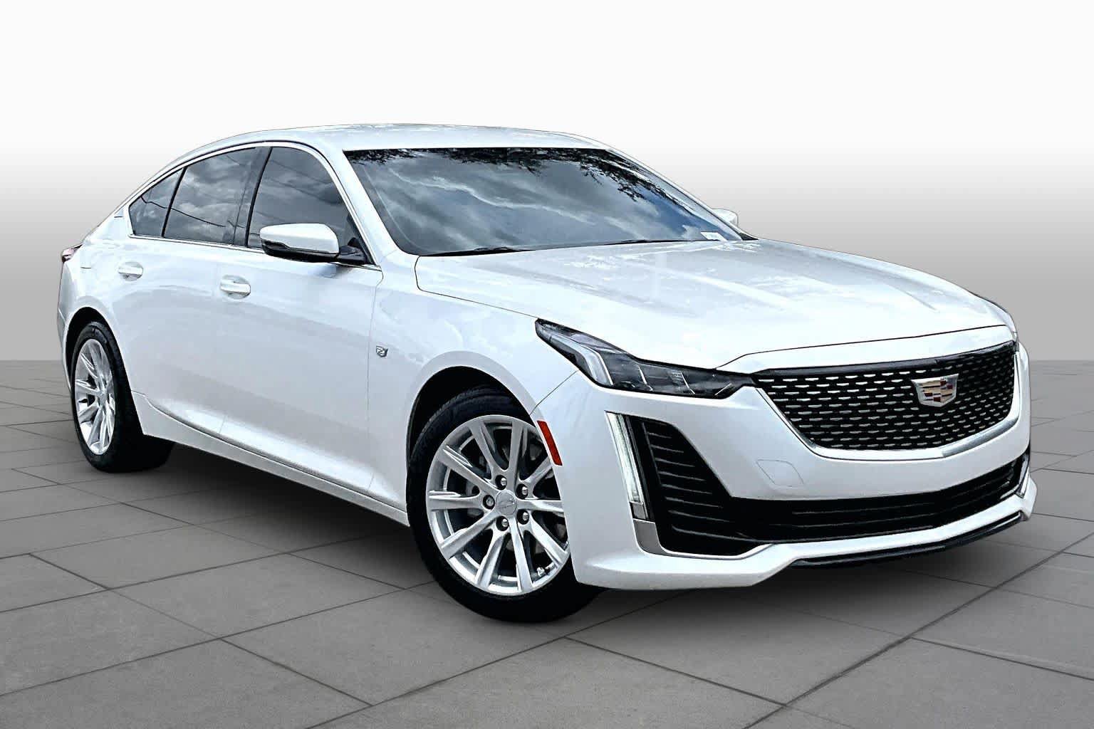 Used 2023 Cadillac CT5 Luxury w/ Cold Weather Package RWD image 3