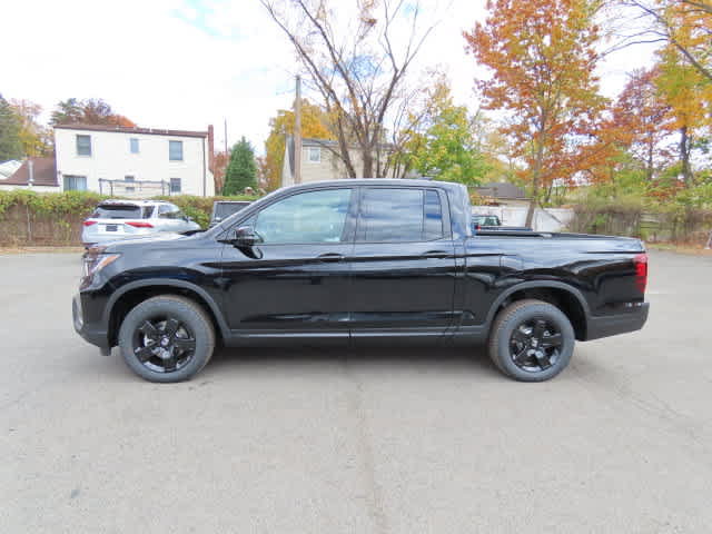 New 2026 Honda Ridgeline Black Edition image 3