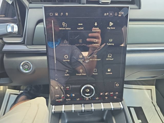 New 2027 GMC Terrain AT4 w/ Convenience Package III AWD/4WD image 14
