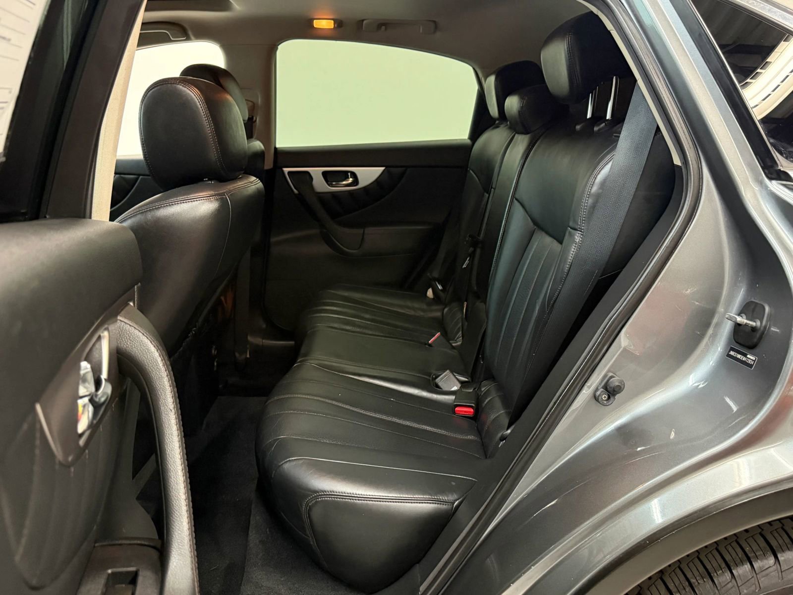 Used 2014 INFINITI QX70 3.7 w/ Premium Package image 21