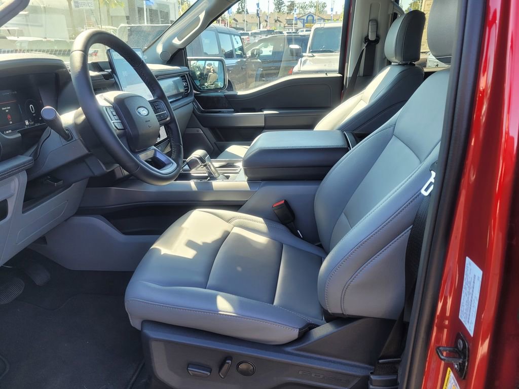 New 2025 Ford F150 Lightning Flash AWD/4WD image 38