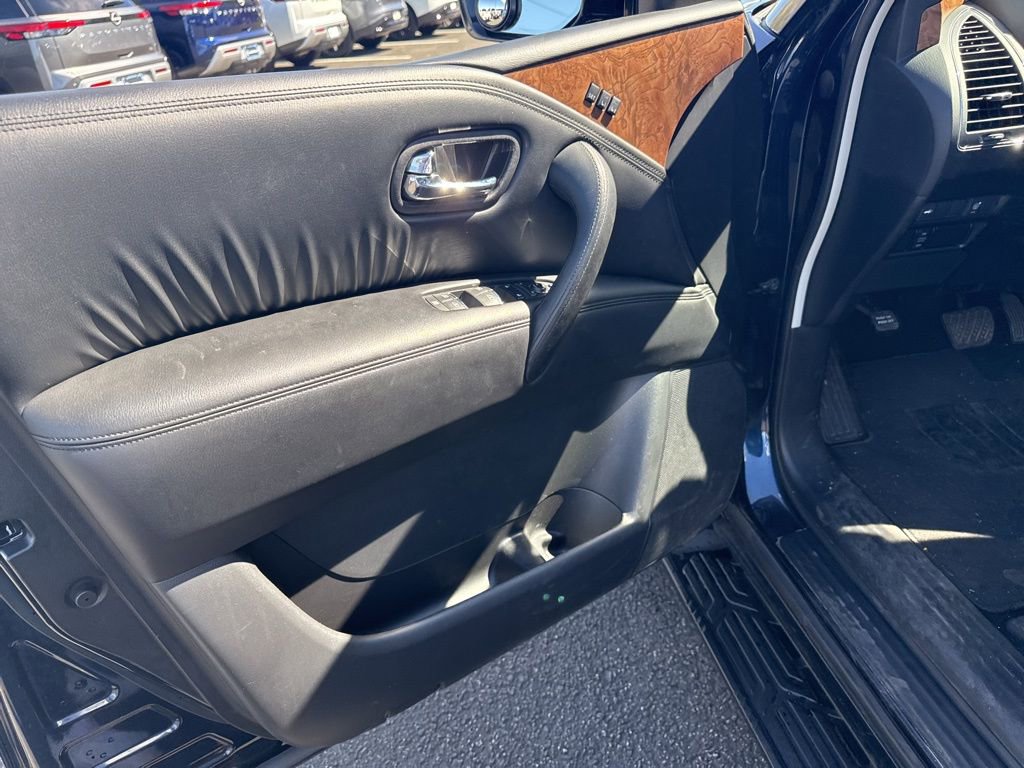 Used 2022 Nissan Armada SL w/ Captain's Chairs Package image 24