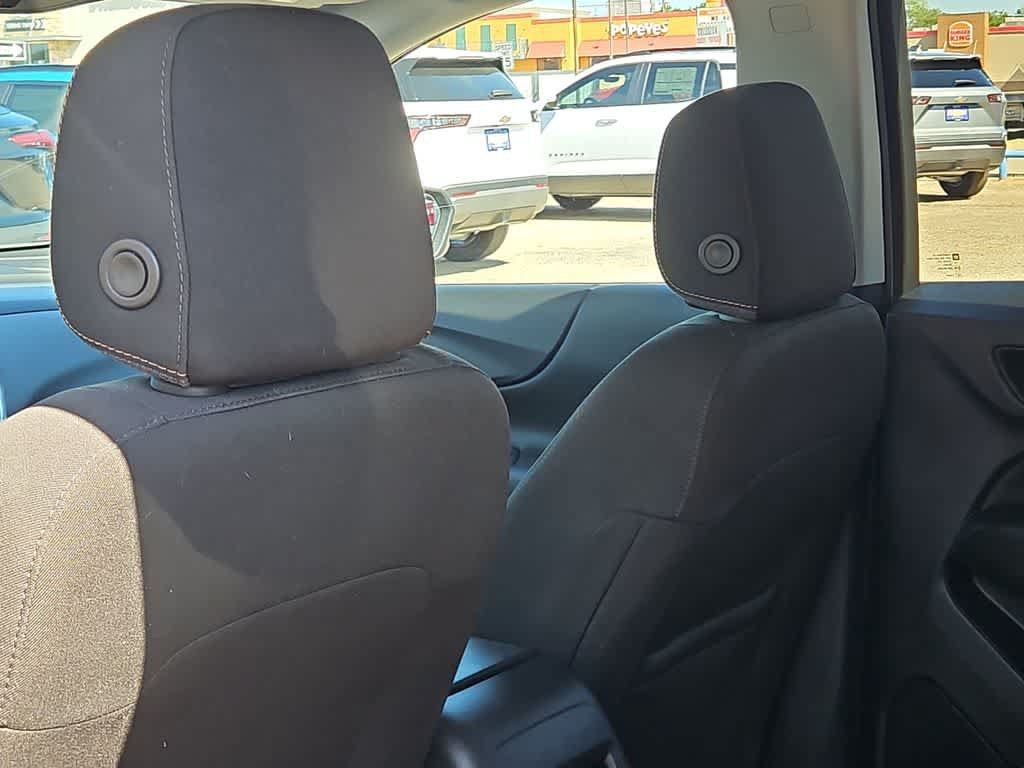 Used 2023 Chevrolet Equinox LT FWD image 15