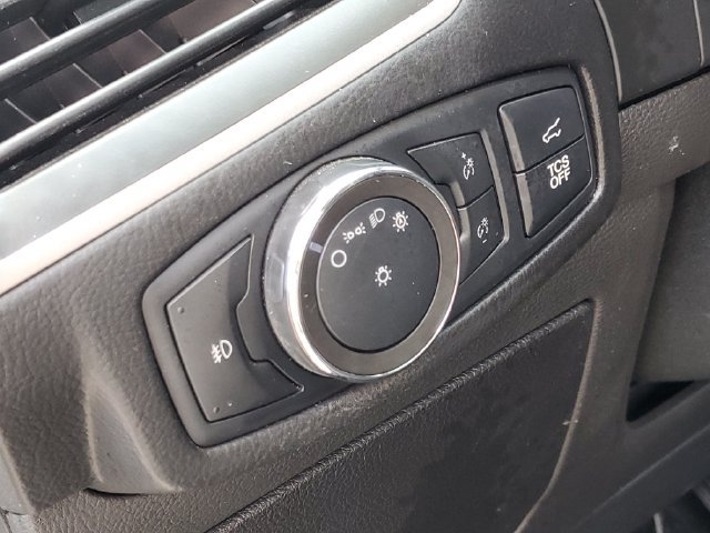 Used 2022 Ford Edge SEL w/ Convenience Package AWD/4WD image 8