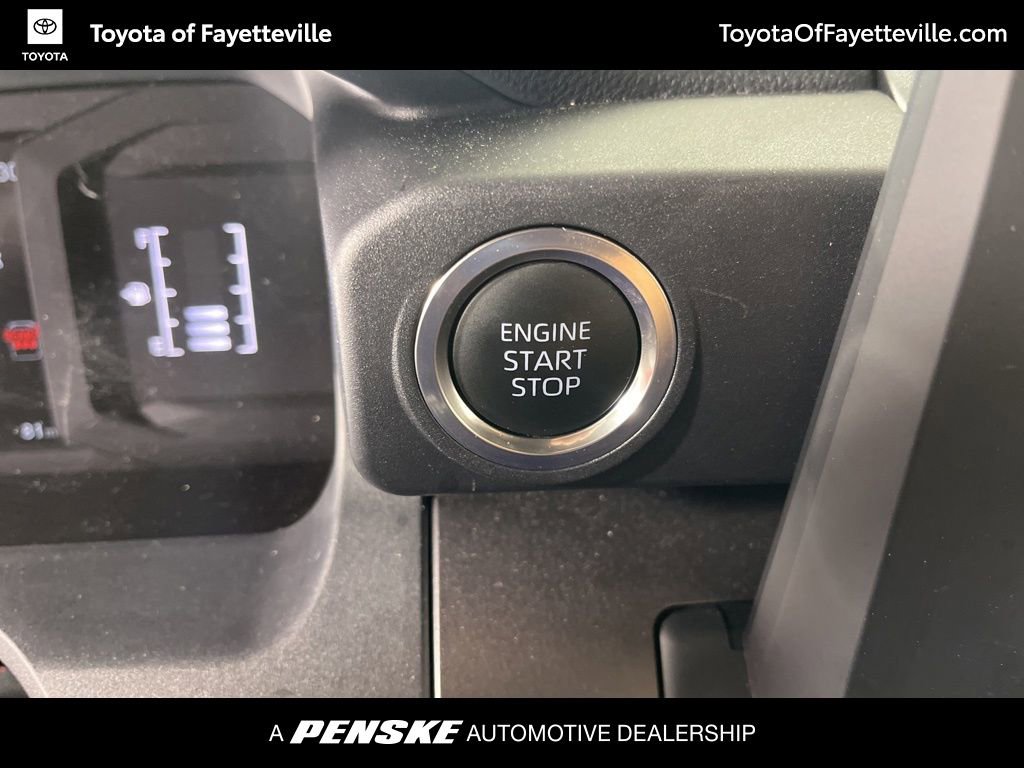 Certified 2025 Toyota 4Runner SR5 AWD/4WD image 32