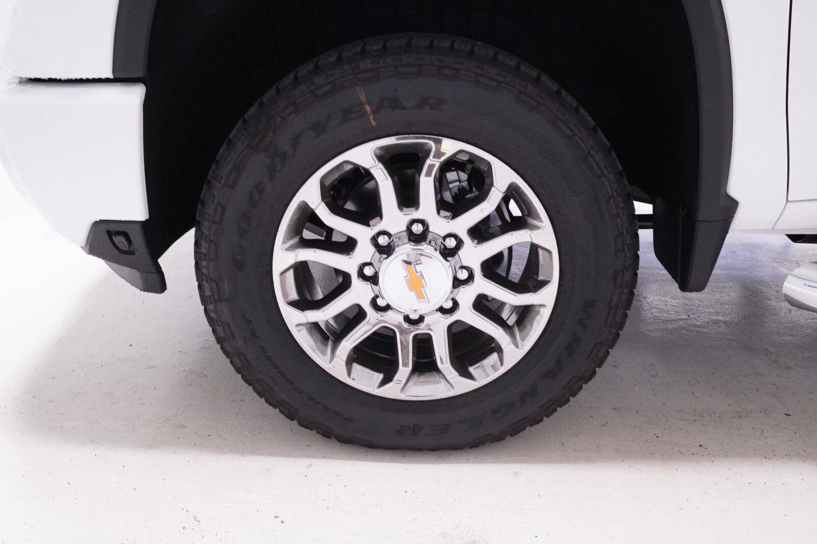New 2026 Chevrolet Silverado 2500 LT w/ Z71 Chrome Sport Edition AWD/4WD image 35