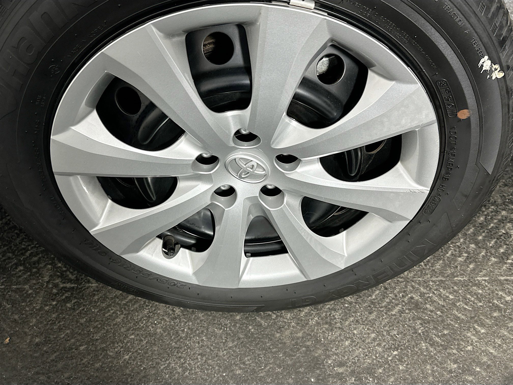 Used 2024 Toyota Corolla LE image 11