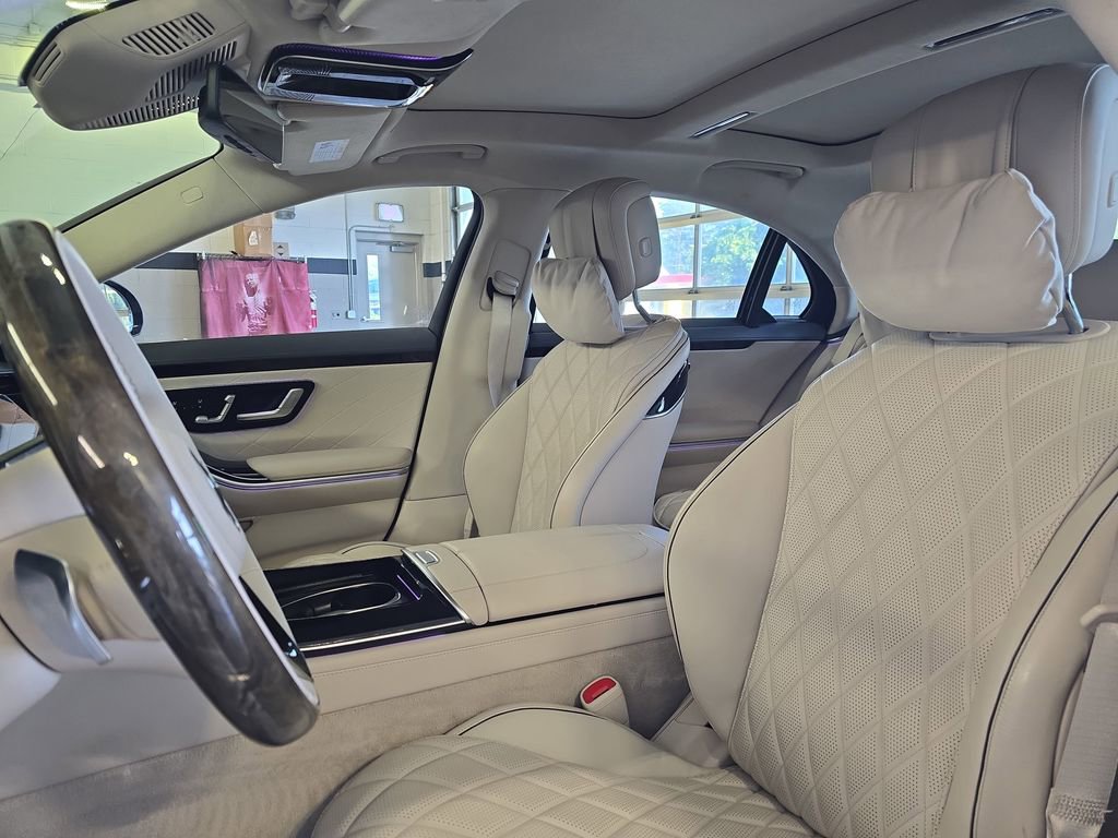 Used 2022 Mercedes-Benz S 580 4MATIC Sedan w/ Warmth & Comfort Package image 17