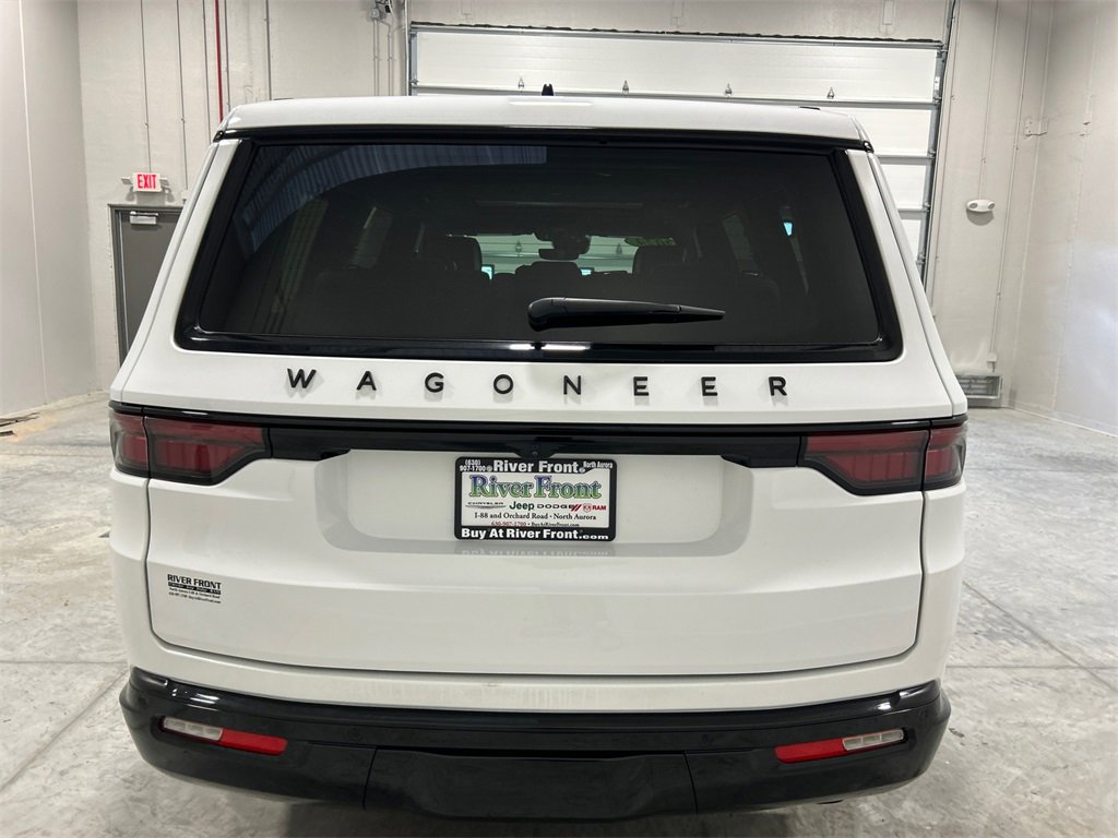 Used 2024 Jeep Wagoneer Series II image 7