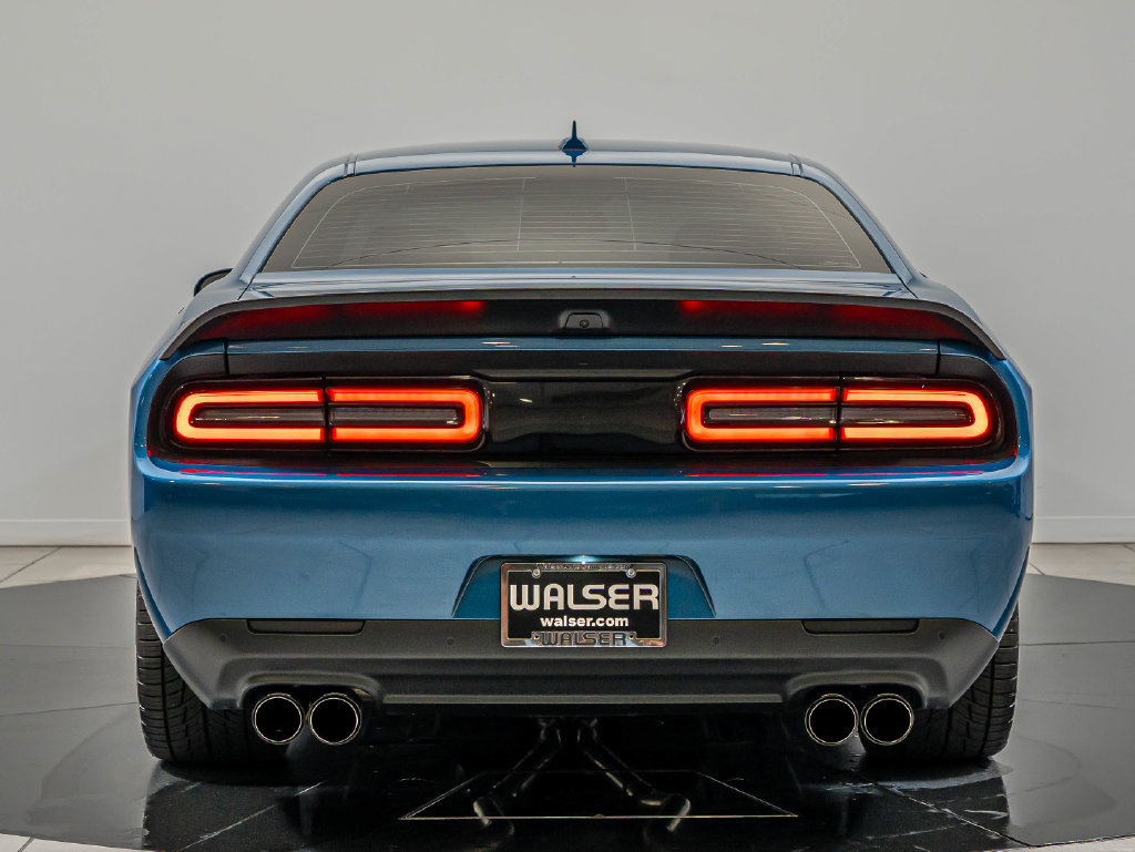 Used 2023 Dodge Challenger SRT Hellcat RWD image 6