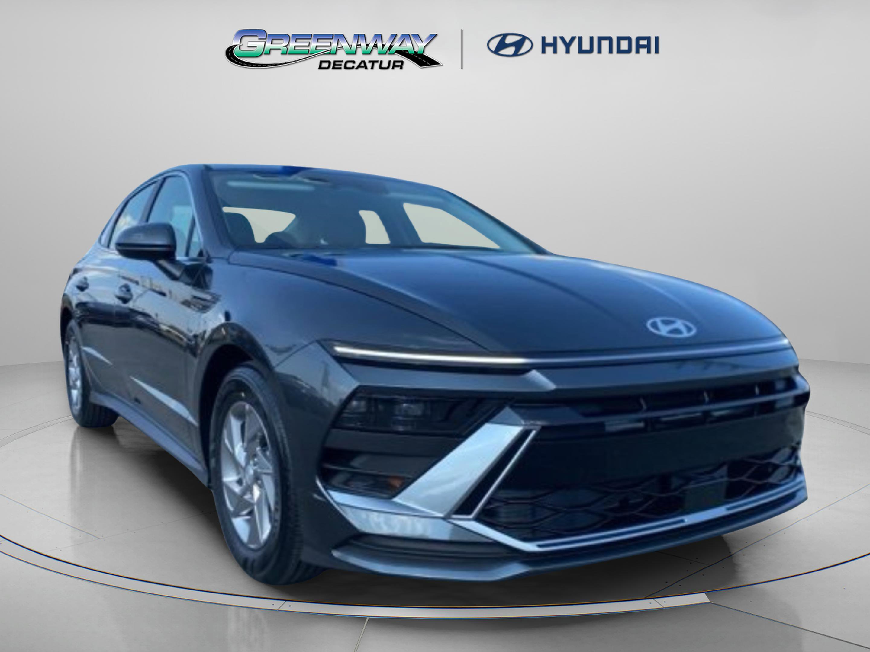 New 2026 Hyundai Sonata SE FWD image 2