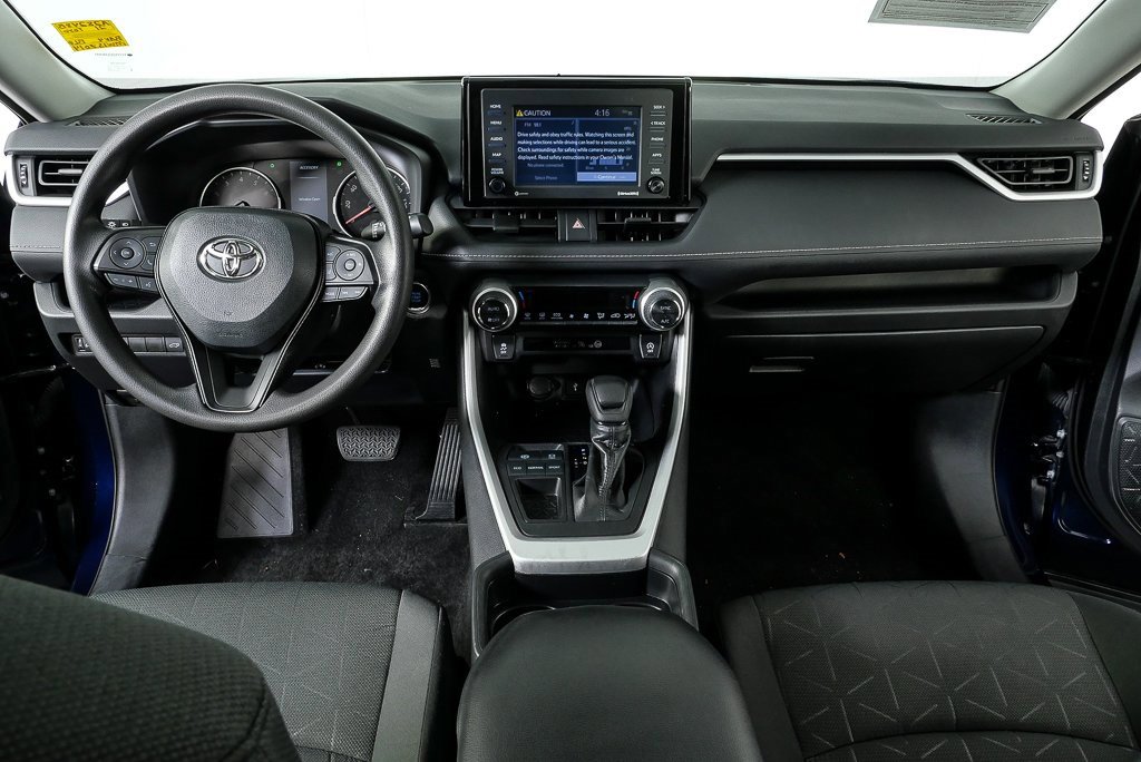 Used 2021 Toyota RAV4 XLE w/ Convenience Package image 17