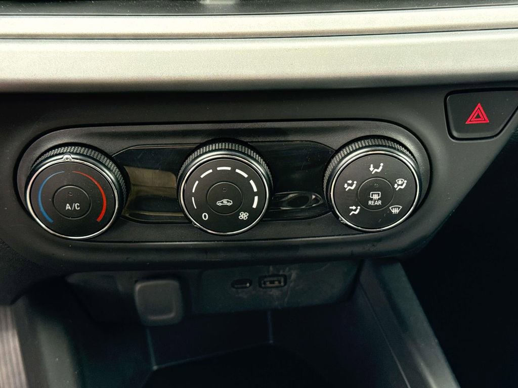 Certified 2025 Chevrolet Trax LS image 21