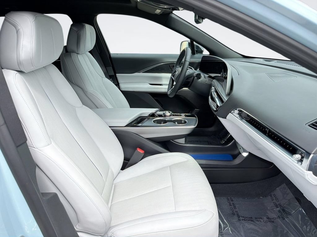 Certified 2024 Cadillac Lyriq Sport AWD/4WD image 29