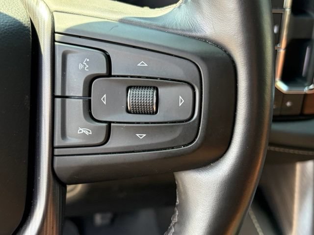 Used 2024 GMC Yukon XL Denali Ultimate AWD/4WD image 17