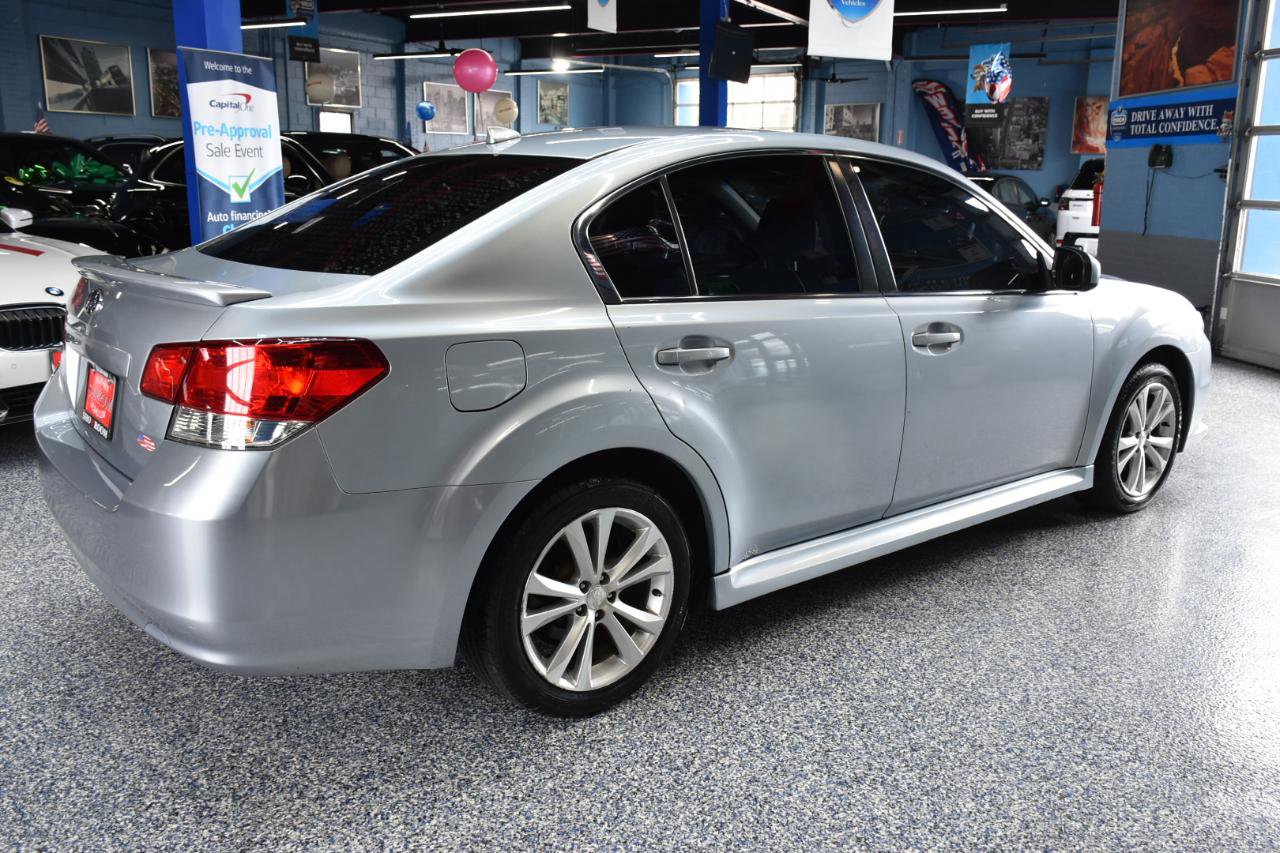 Used 2013 Subaru Legacy 2.5i Limited image 3