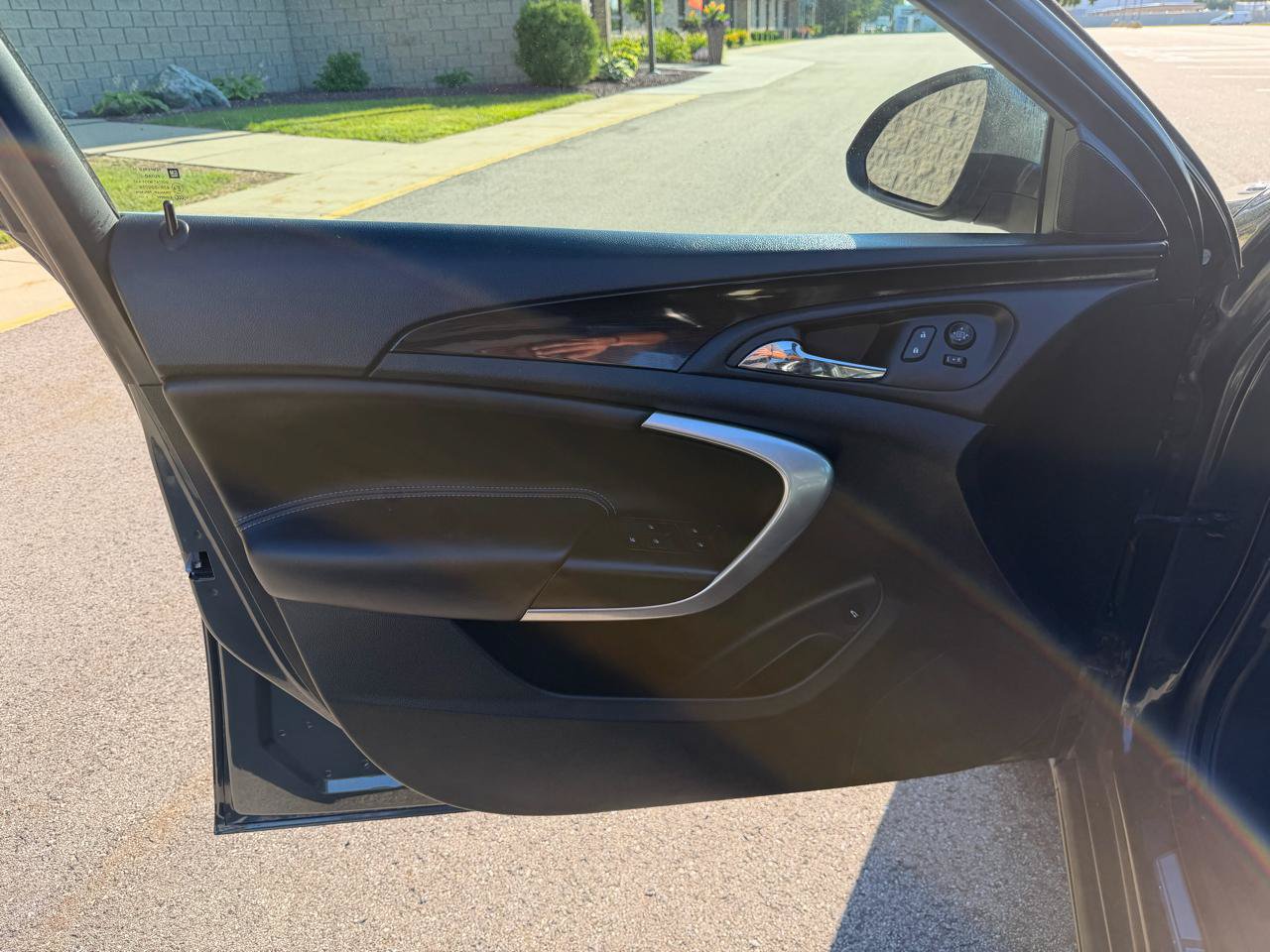 Used 2014 Buick Regal FWD image 15