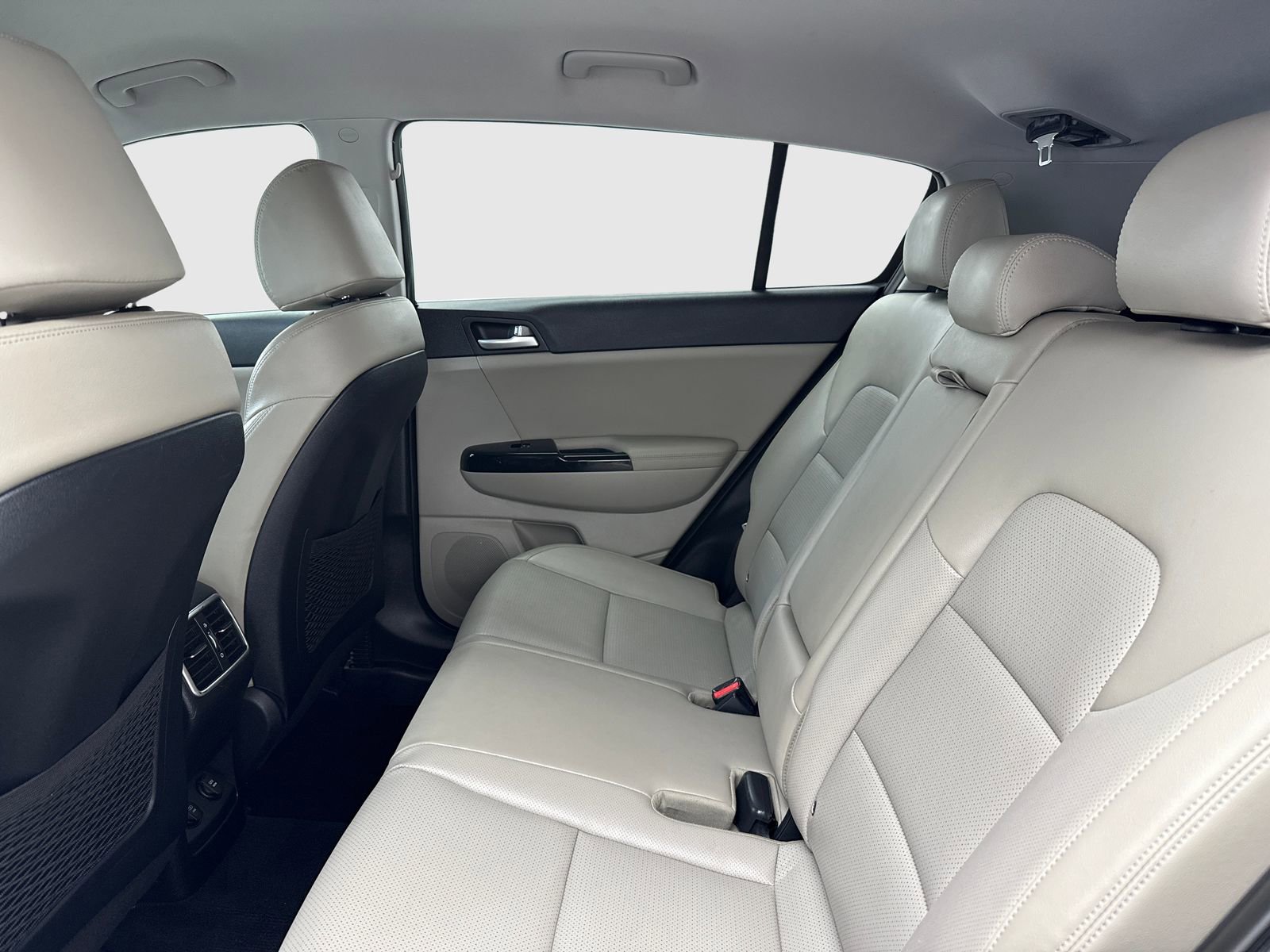 Used 2020 Kia Sportage EX image 37