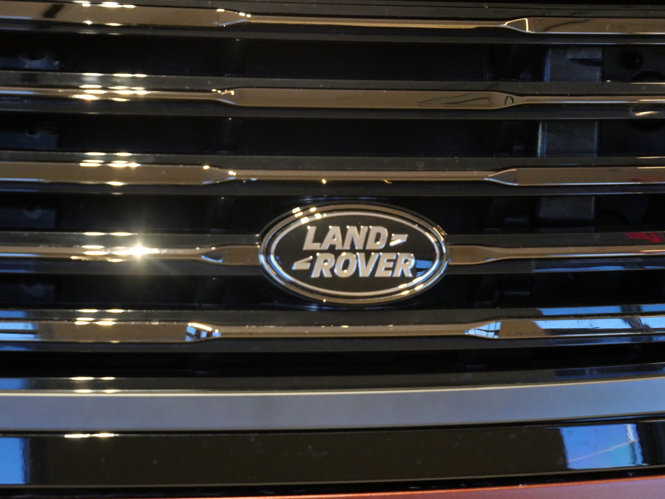 Certified 2023 Land Rover Range Rover SV AWD/4WD image 8