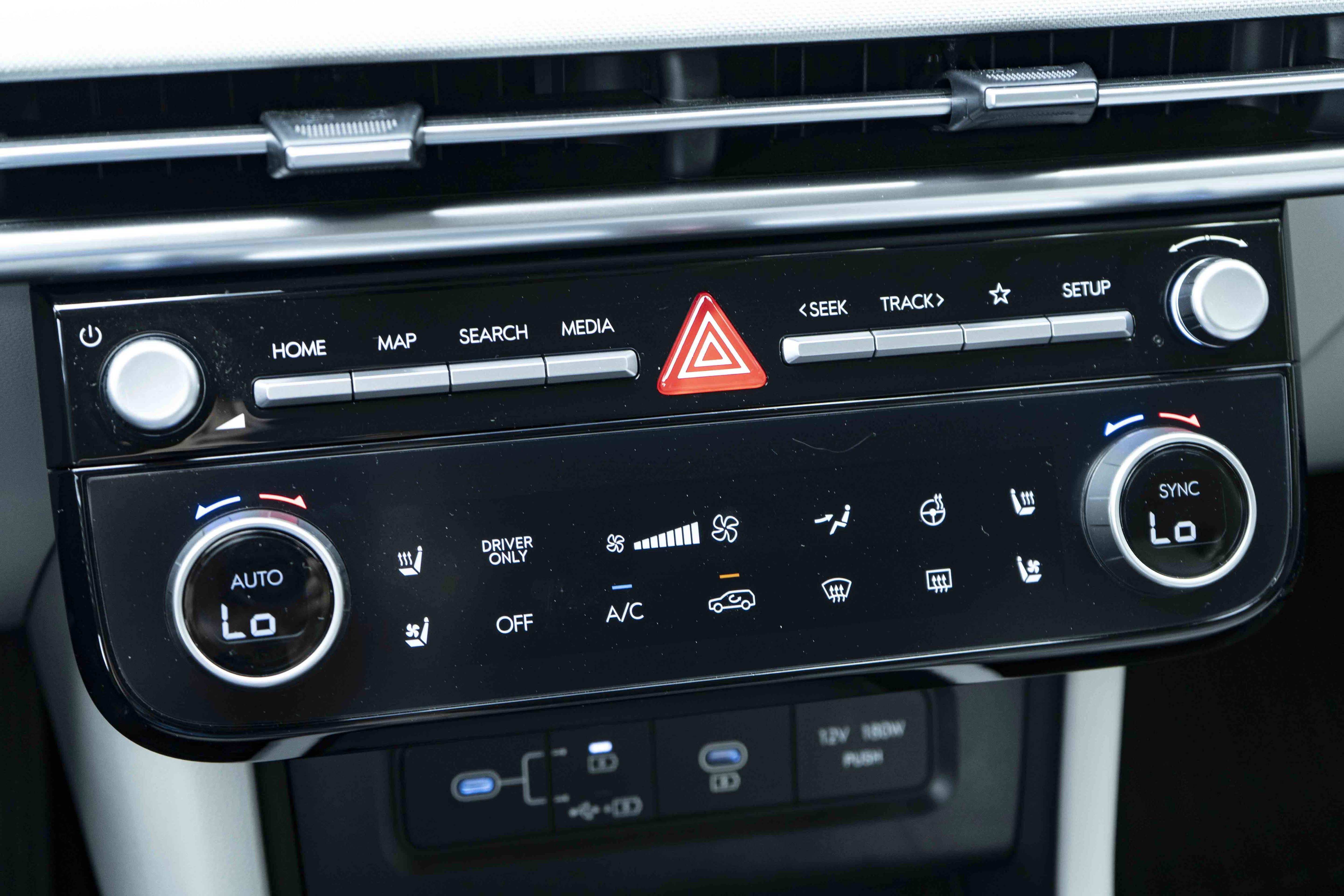 Used 2025 Hyundai Tucson Limited image 31