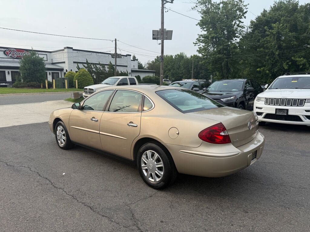 Used 2005 Buick LaCrosse CX FWD image 5