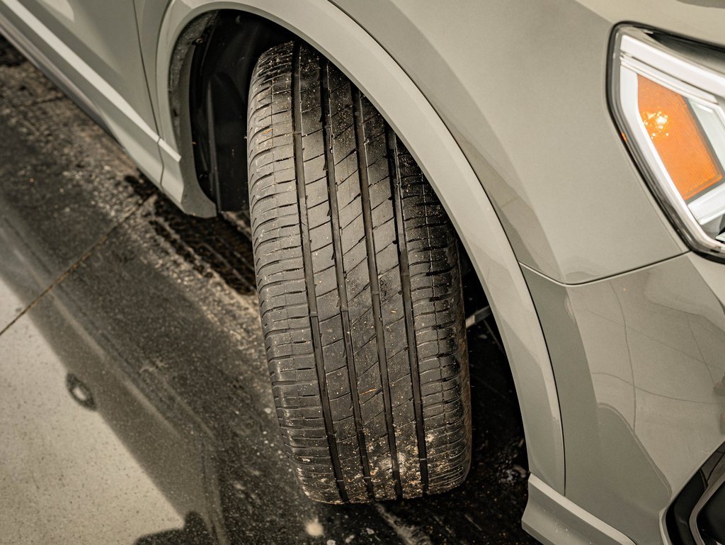 Used 2023 Audi Q3 2.0T Premium Plus w/ Premium Plus Package image 47