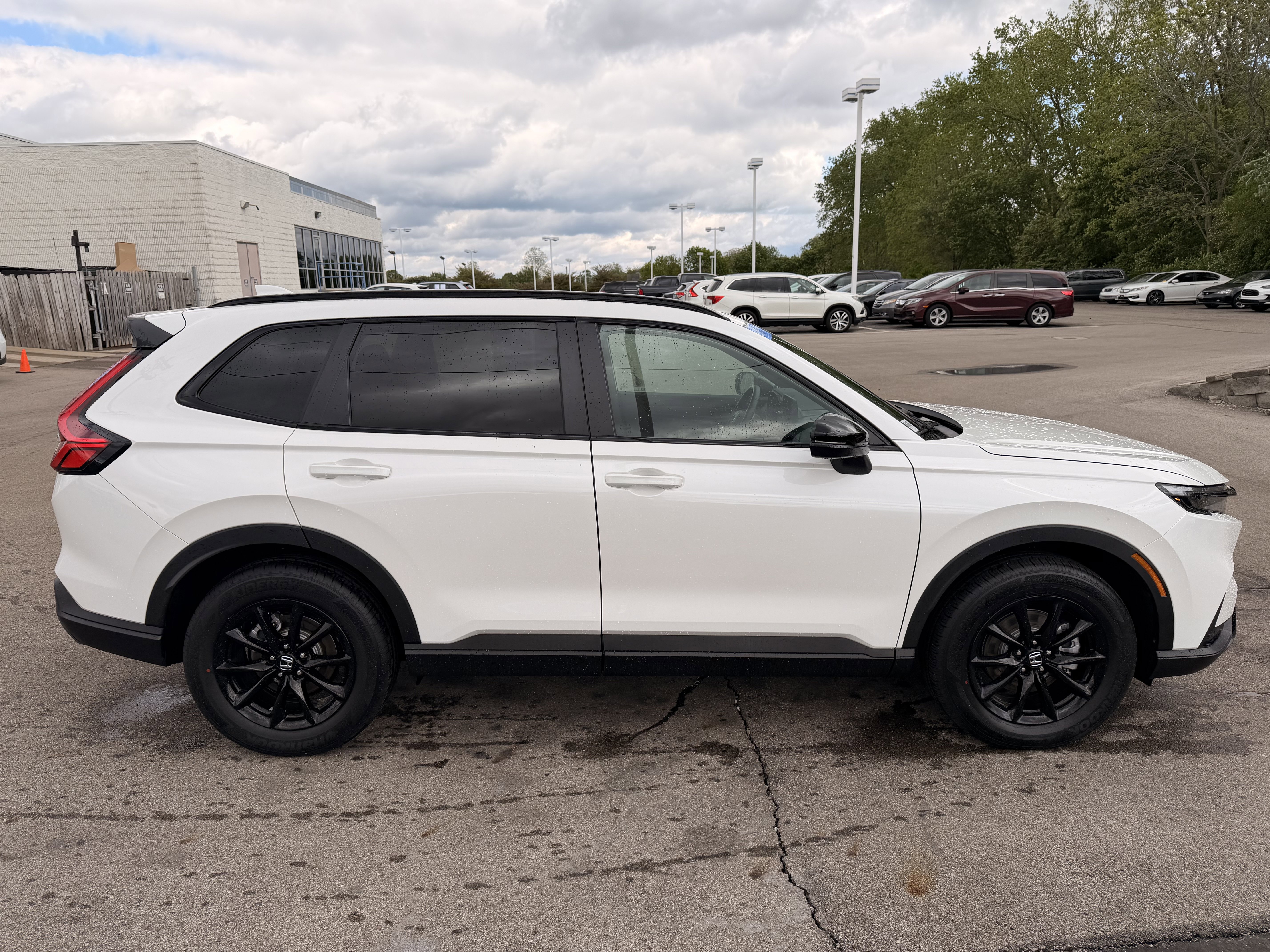 Used 2026 Honda CR-V Sport-L image 2