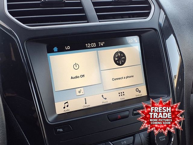 Used 2018 Ford Explorer XLT w/ Equipment Group 202A FWD image 6