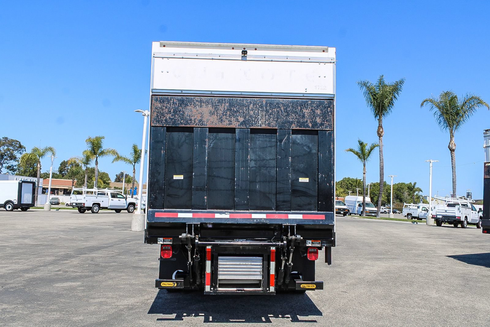 Used 2015 Ford F550 2WD Regular Cab Super Duty image 8