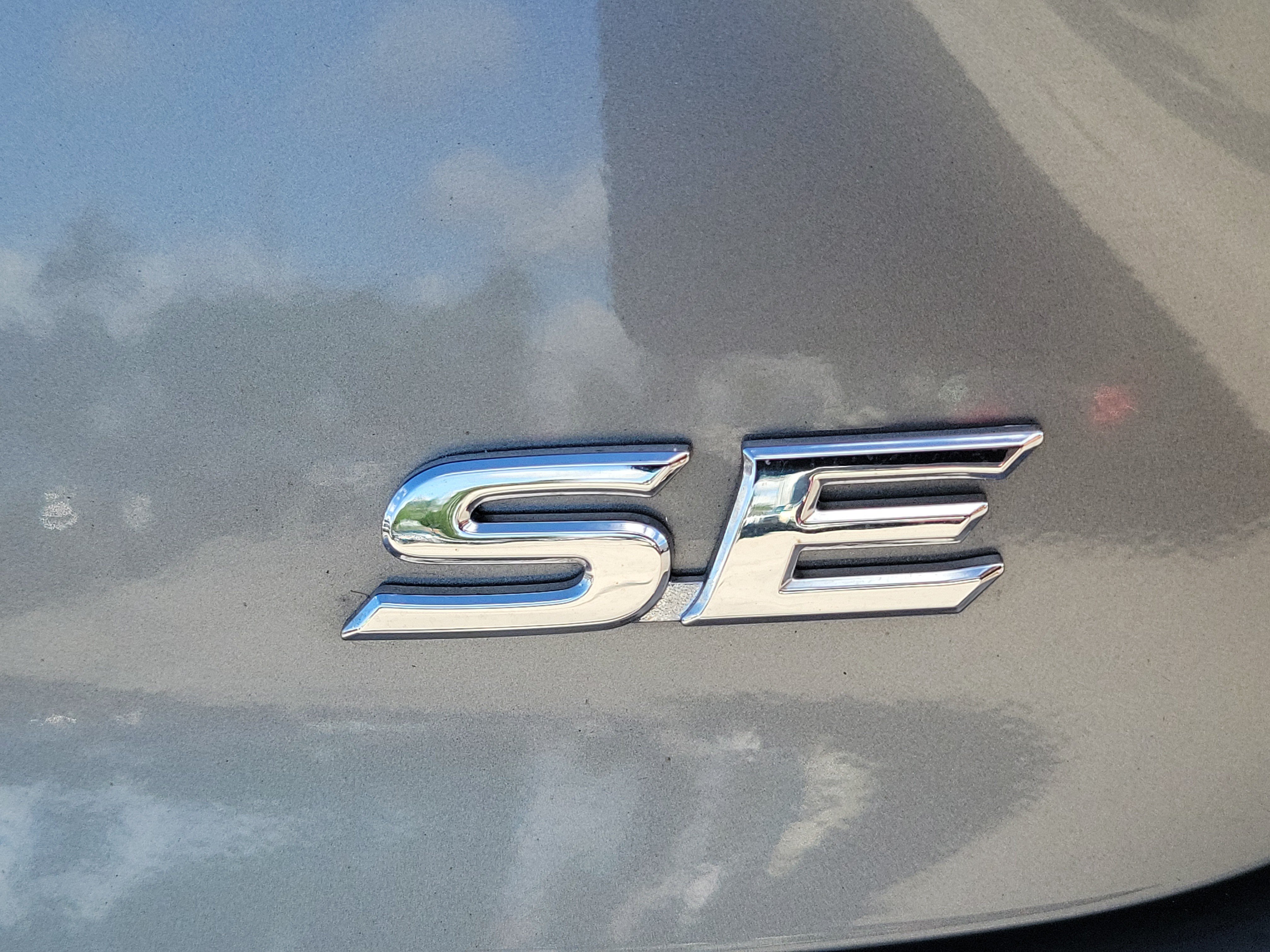 Used 2026 Toyota Camry SE FWD image 12