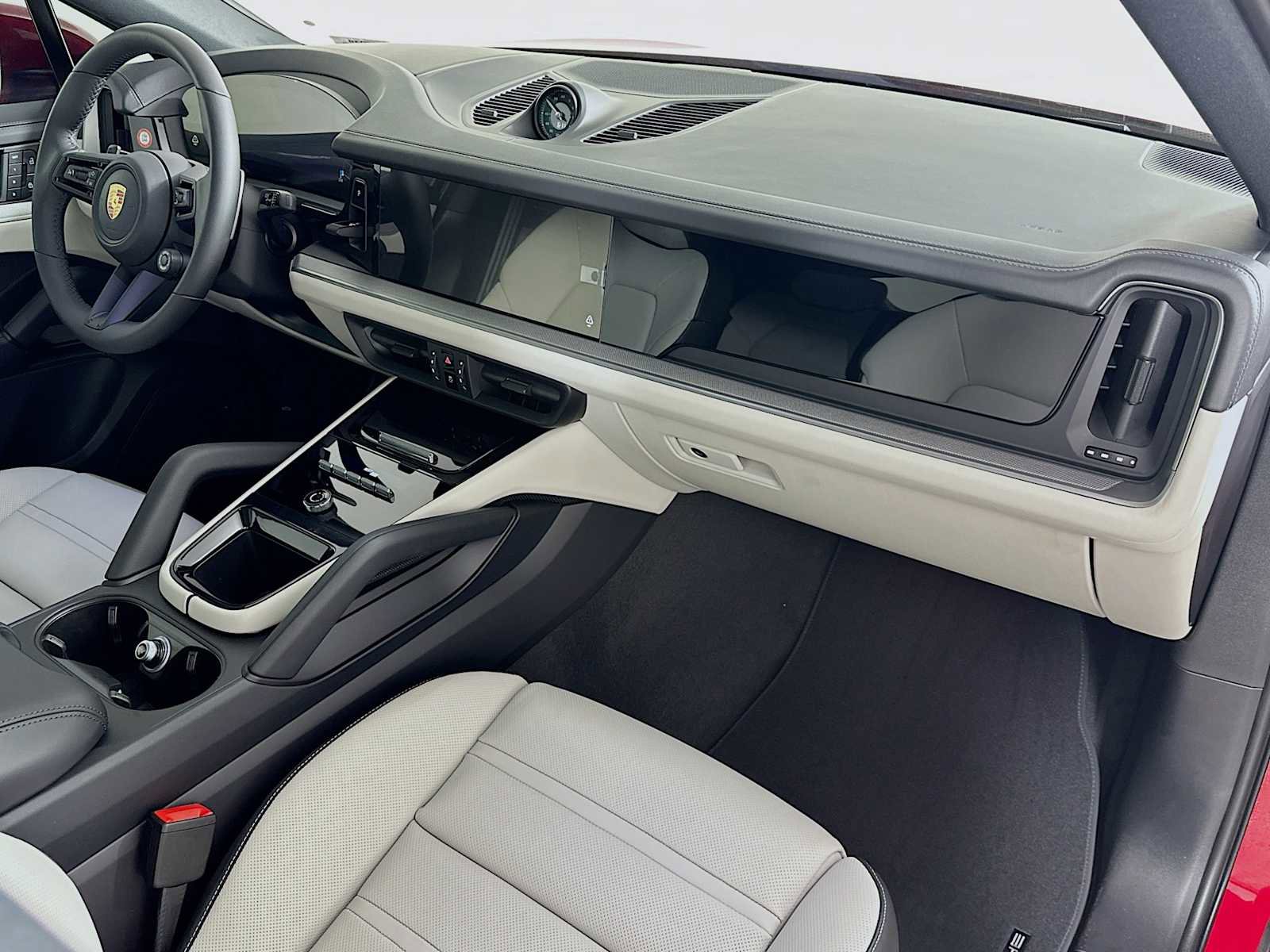 New 2026 Porsche Cayenne Coupe image 31