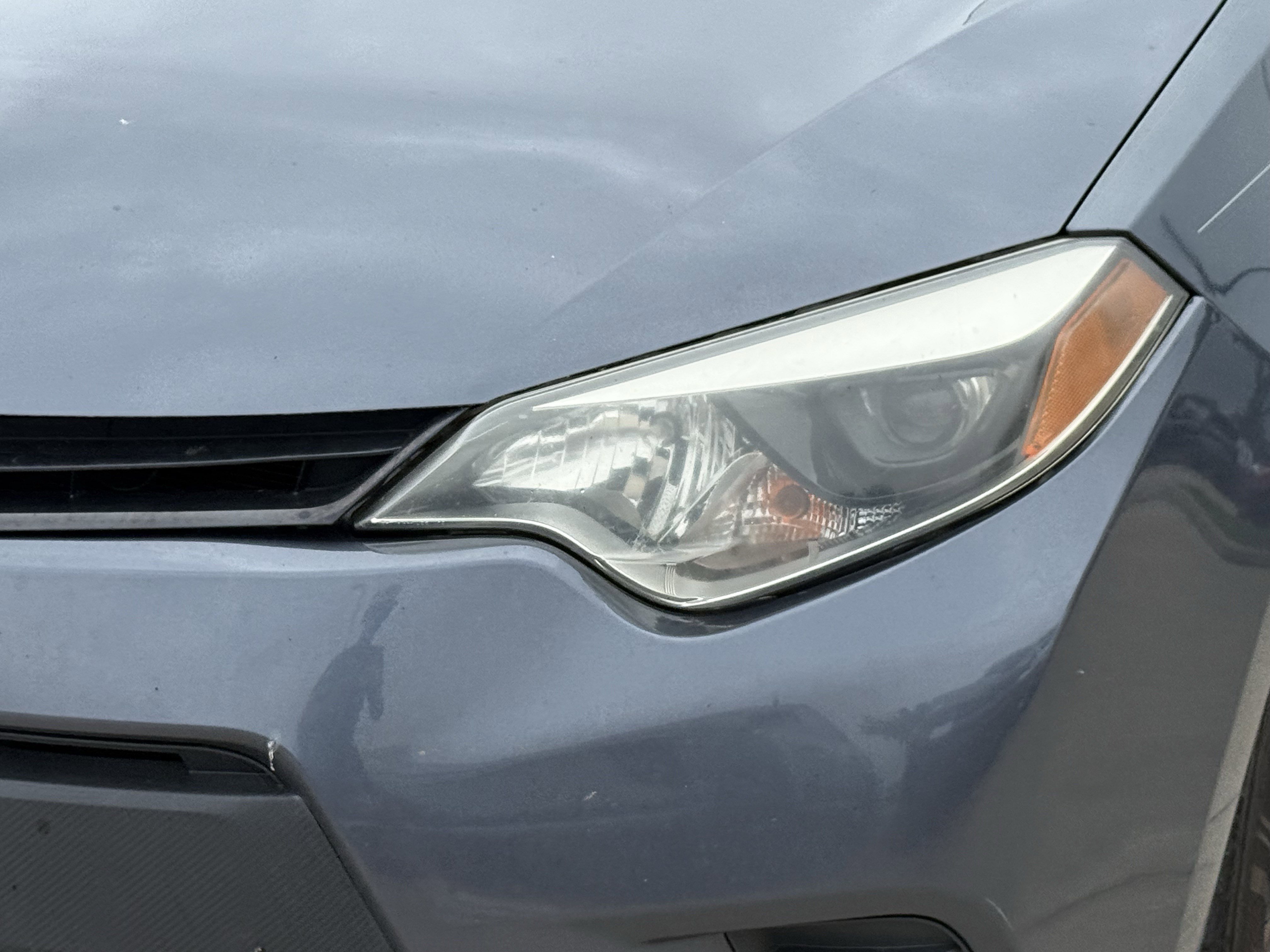 Used 2015 Toyota Corolla L FWD image 11