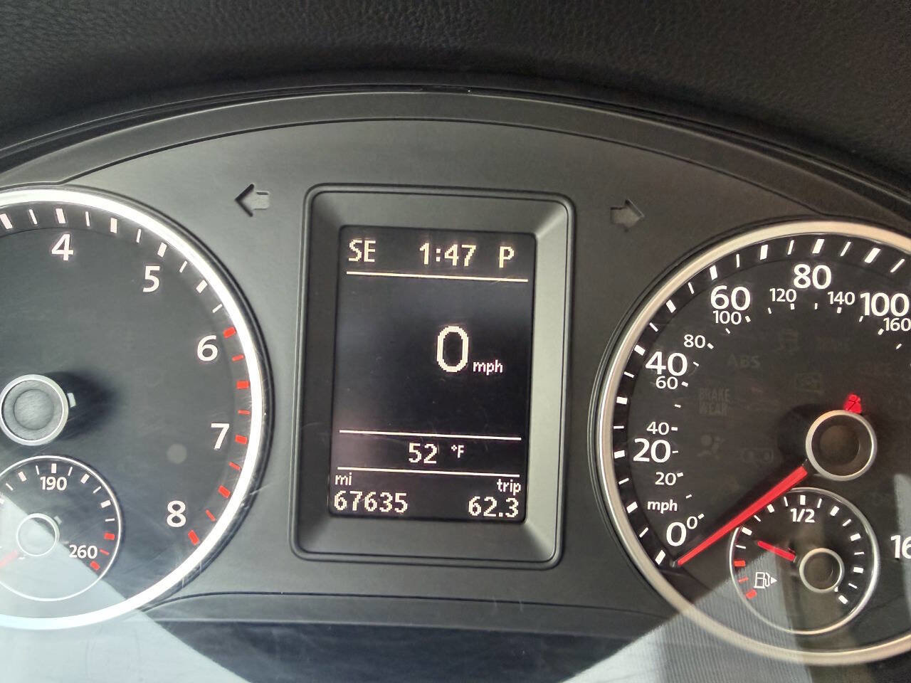 Used 2015 Volkswagen Tiguan SEL image 15