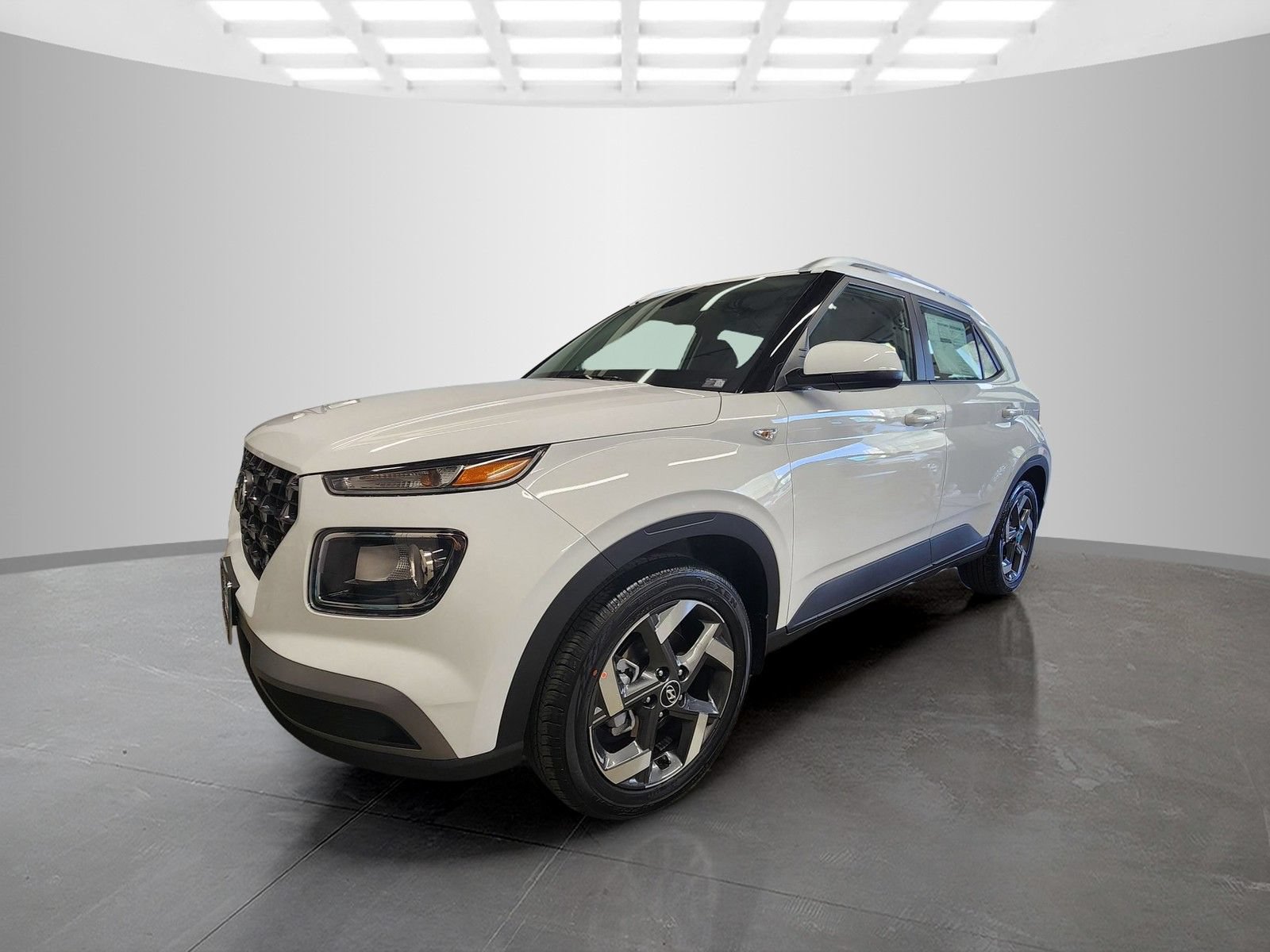 New 2026 Hyundai Venue SEL FWD image 3