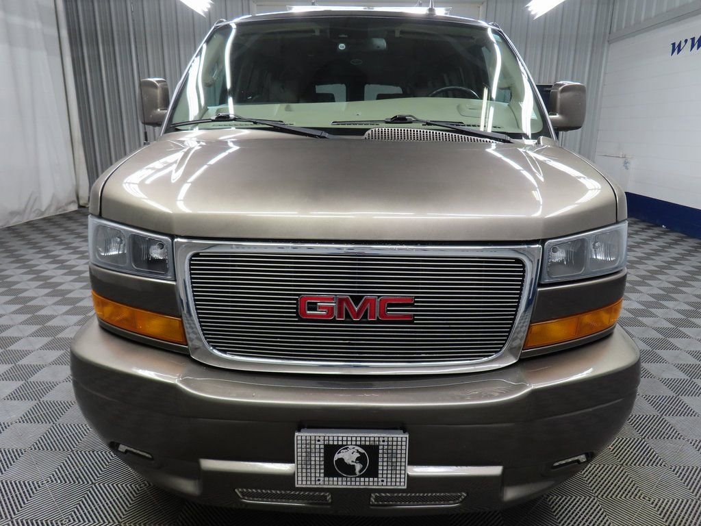 Used 2021 GMC Savana 2500 RWD image 41