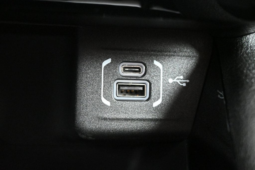 New 2026 Jeep Compass Latitude AWD/4WD image 9