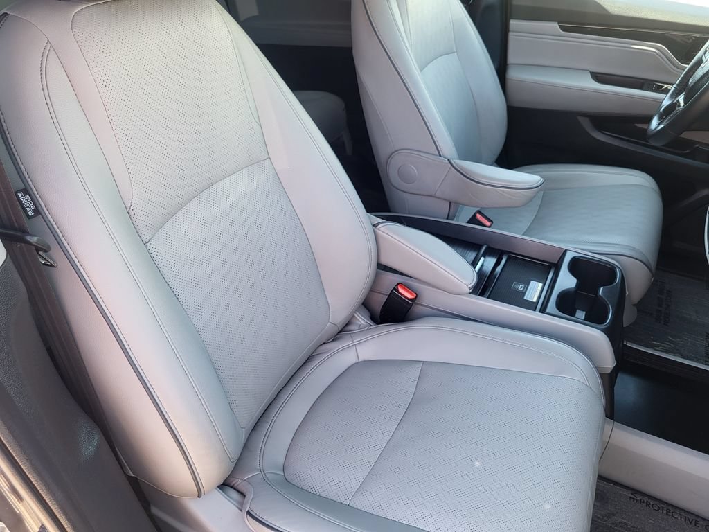 Used 2024 Honda Odyssey Elite image 22