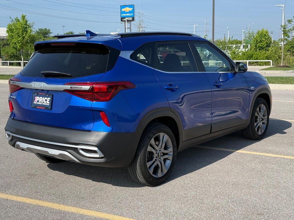 Used 2023 Kia Seltos S AWD/4WD image 7