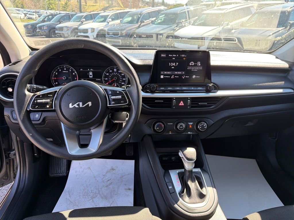 Certified 2022 Kia Forte LXS image 23