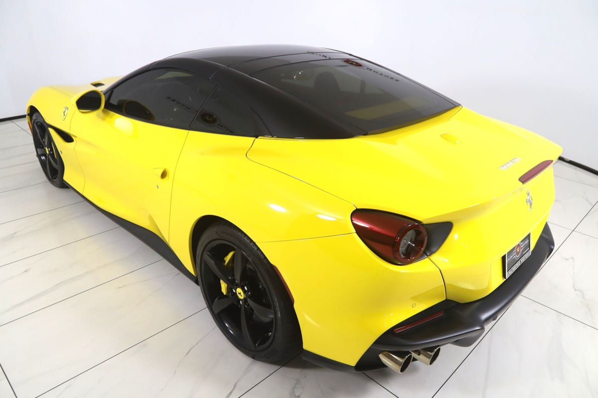 Used 2022 Ferrari Portofino M RWD image 36