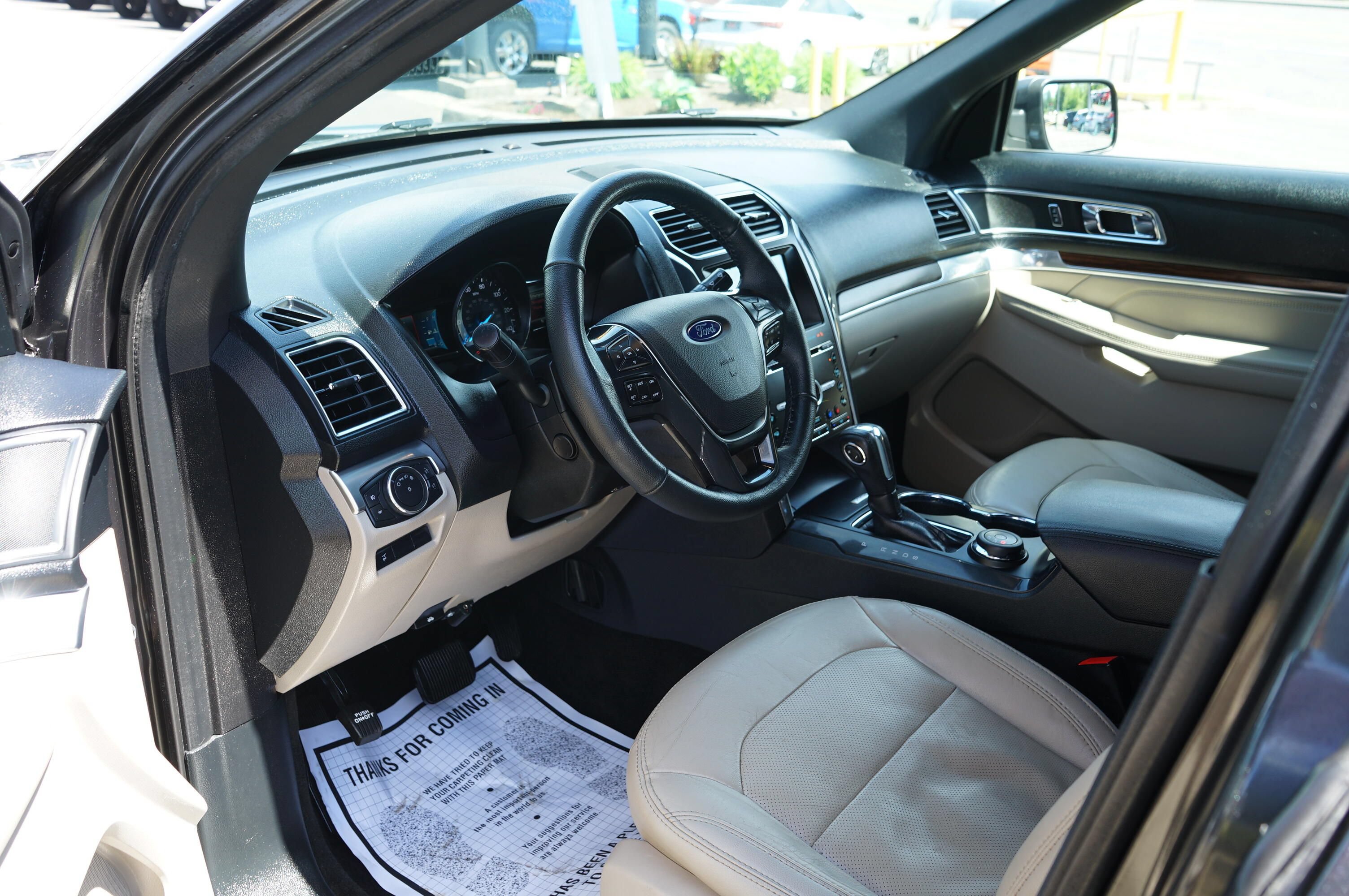 Used 2018 Ford Explorer Limited AWD/4WD image 13
