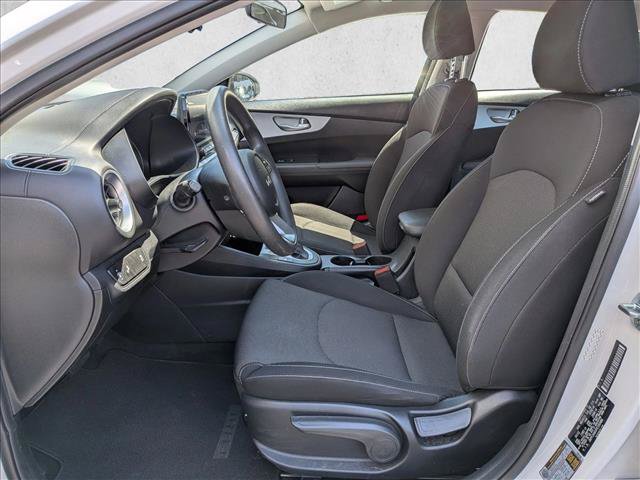 Used 2023 Kia Forte LXS w/ LXS Technology Package FWD image 15