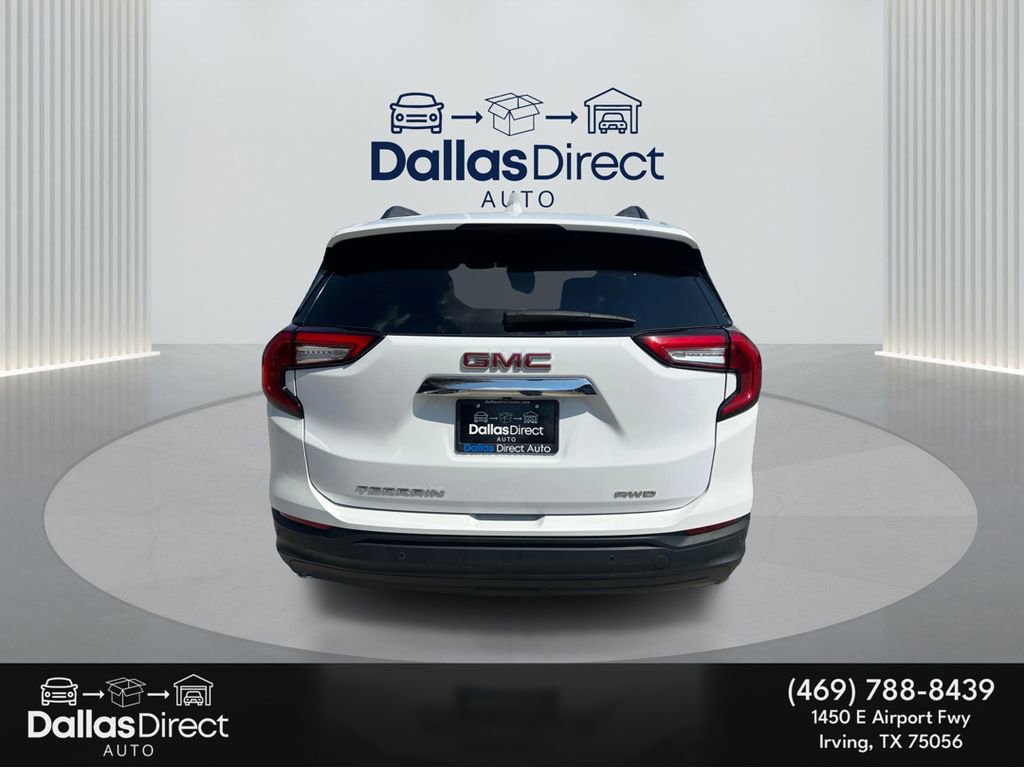 Used 2023 GMC Terrain SLE w/ Driver Convenience Package image 7