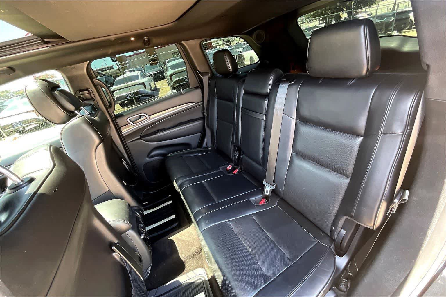Used 2018 Jeep Grand Cherokee Overland RWD image 27