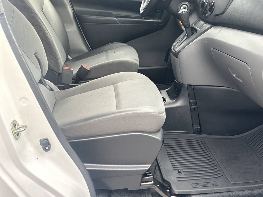 Used 2020 Nissan NV200 S FWD image 13