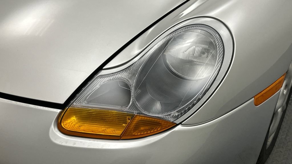 Used 2000 Porsche Boxster image 24