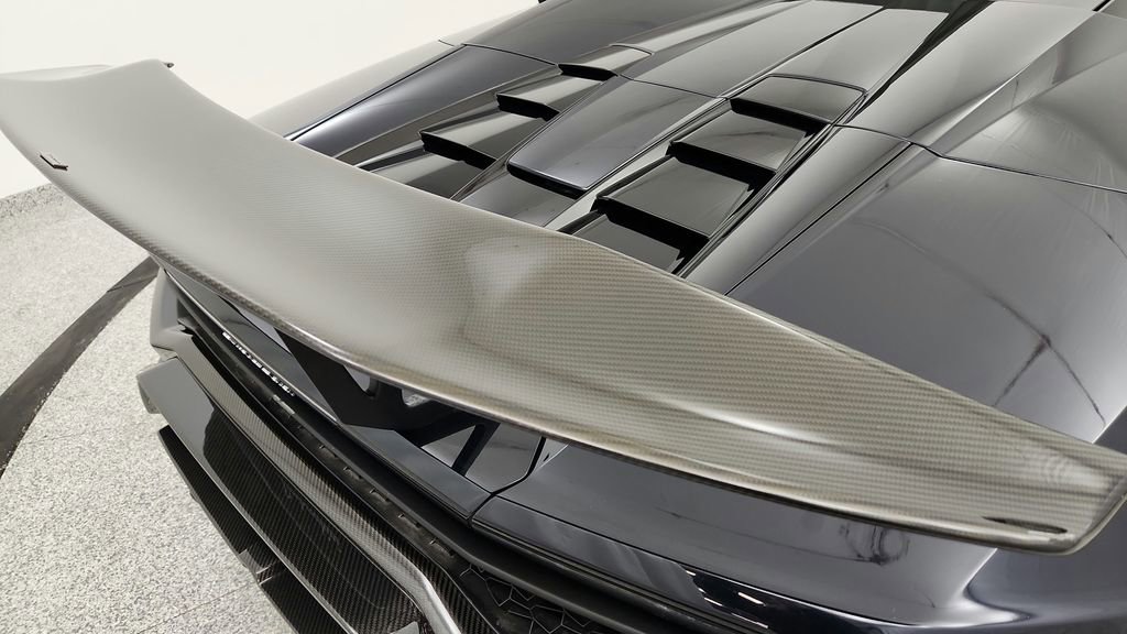 Used 2016 Lamborghini Huracan LP 610-4 image 33