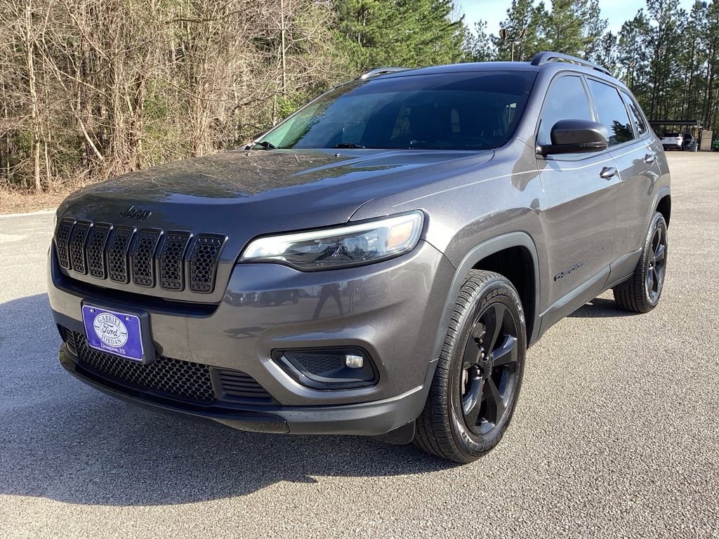 Used 2019 Jeep Cherokee Latitude Plus image 3