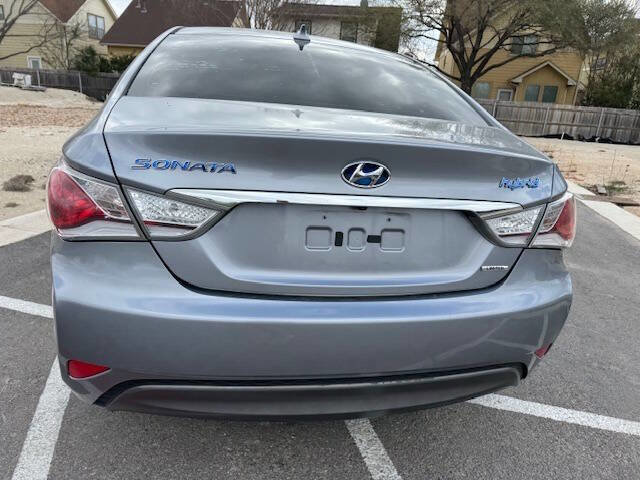 Used 2014 Hyundai Sonata Limited FWD image 11